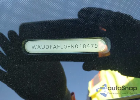 2015 Audi A4 2.0T Premium z USA, uszkodzony, nr VIN WAUDFAFL0FN018479